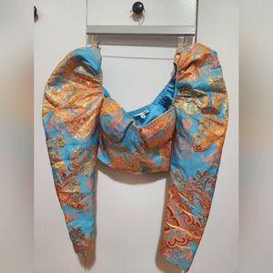 Fashion Nova puffy shoulder crop top.